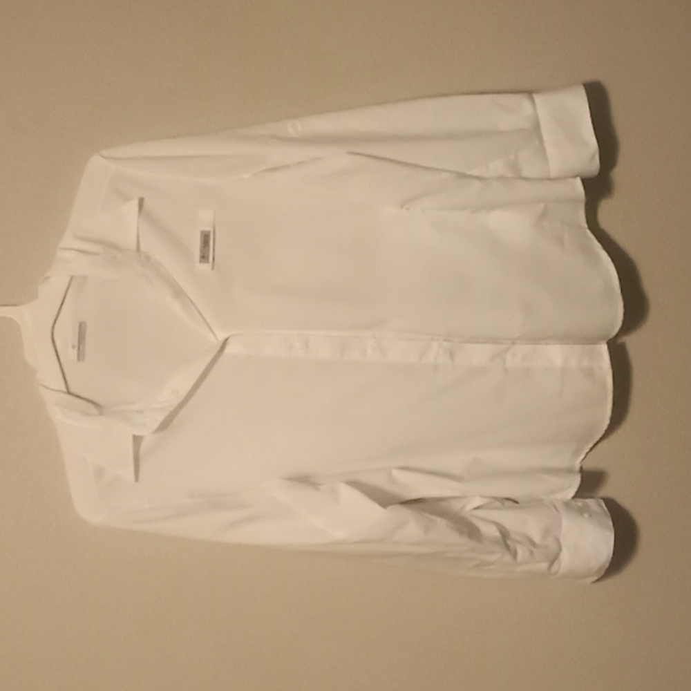 Whit Columbia blouse